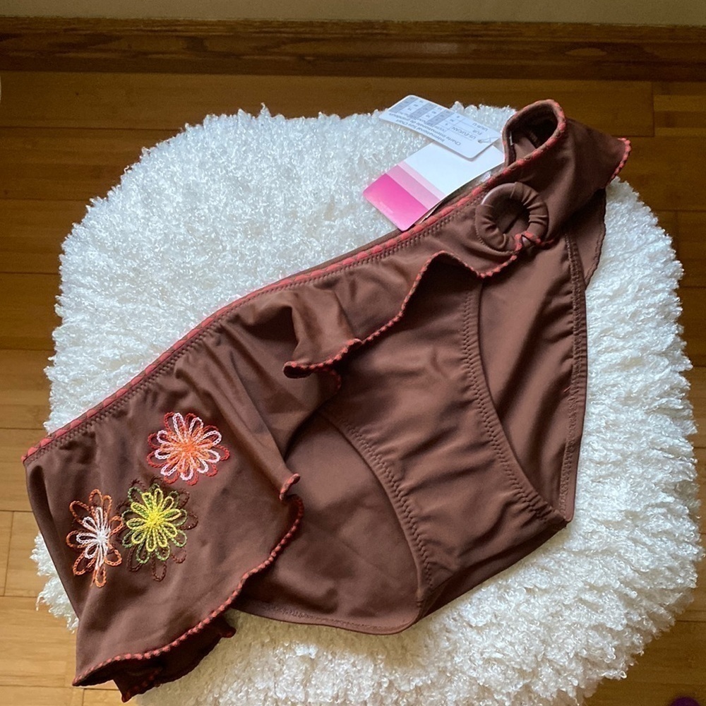 NWT XOXO chocolate brown bikini bottom with embroidered flower pattern‌‌‌‌‌‌‌